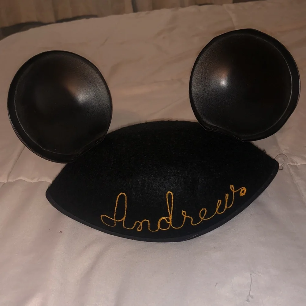 Vintage Walt disney world Mickey Mouse ears hat Andrew youth size